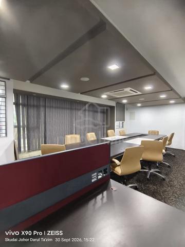Setia Tropika, 3 storey shop lot, 1st floor, 24x70, office setup 1