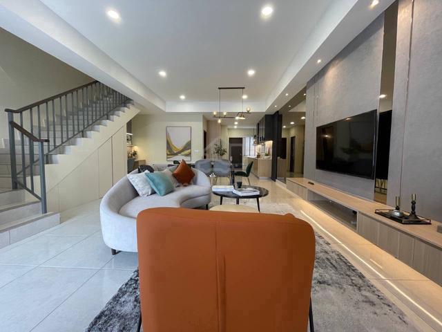 New 2 storey  0% Downpayment [20x75] Rawang Freehold Full loan 4