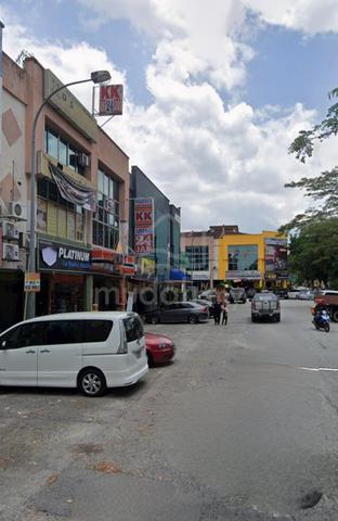 Ground Floor Shoplot Facing main road Bandar Teknologi Kajang for rent 1