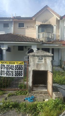 2-storey Terraced House 1