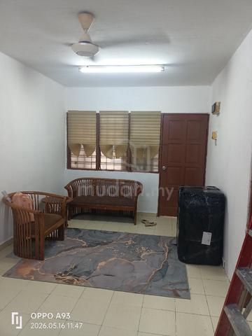 Flat Puchong Permai 1