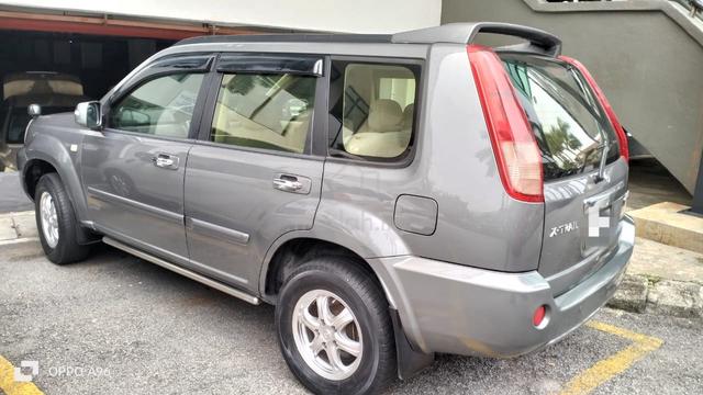 2011 Nissan X-TRAIL 2.0 COMFORT T31 (A) - 4