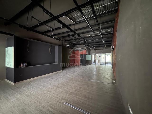 taman melawati 1st floor office space . actual photos . jalan bandar 1