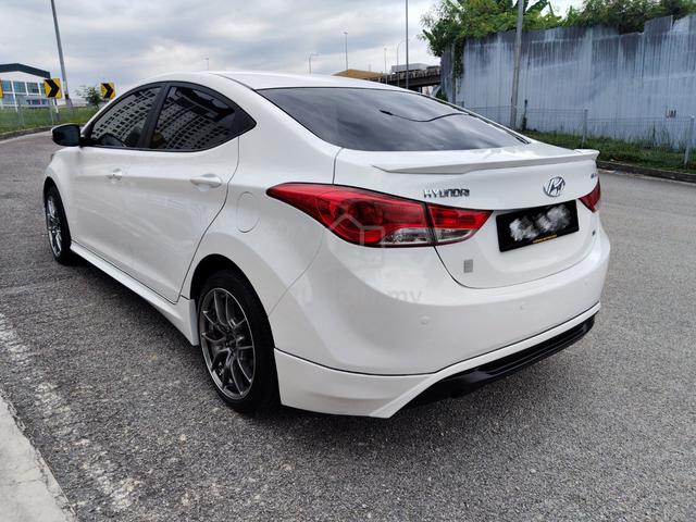 2013 Hyundai ELANTRA 1.8 PREMIUM (A) SUNROOF - 3