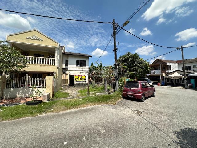 Corner House - Taman Sri Muda, Seksyen 25 for sale 4