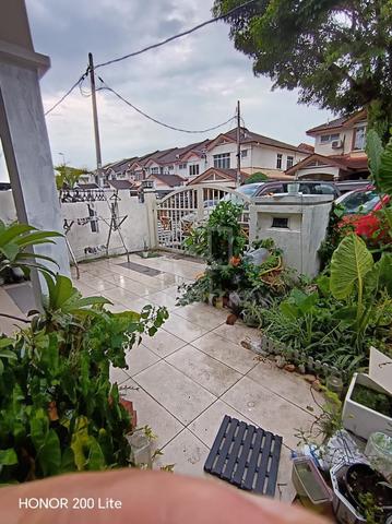 Freehold 2 storey Ukay Bistari Ampang Basic unit - Limited 1