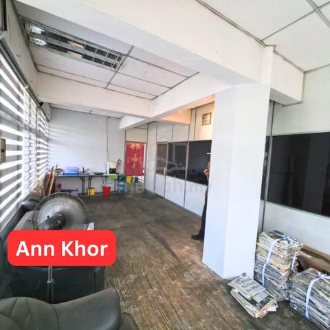 Mak Mandin 1.5 Storey Light Industrial 100AMPS Power Supply Rent 1