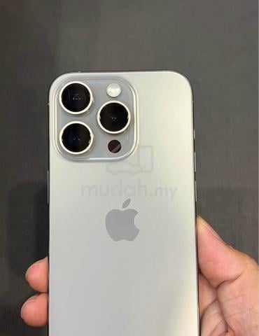 Iphone 15 pro - photo 2 of 4