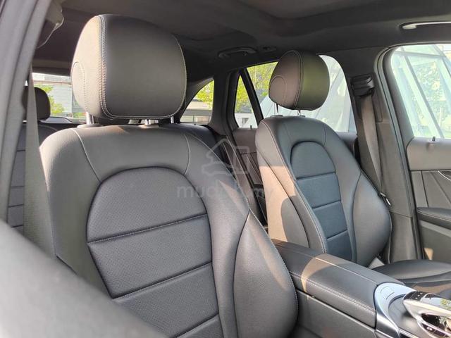 Recon 2019 Mercedes-Benz GLC200 AMG Fully Loaded - 4