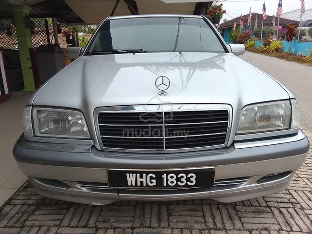 1995 Mercedes Benz 200 2.0 W123 (A) - 1