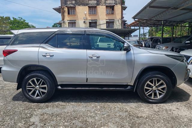 2017 Toyota FORTUNER 2.7 SRZ (A) - [OTR] - 4