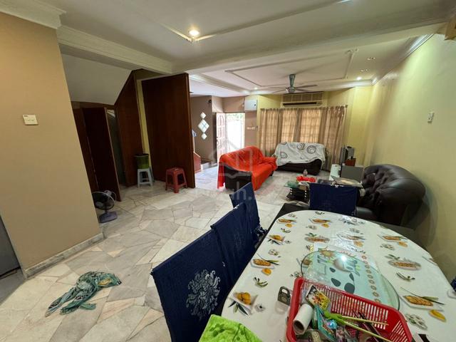 >>Semi-Furnished<< Desa 12, Bandar Country Homes, Rawang 1