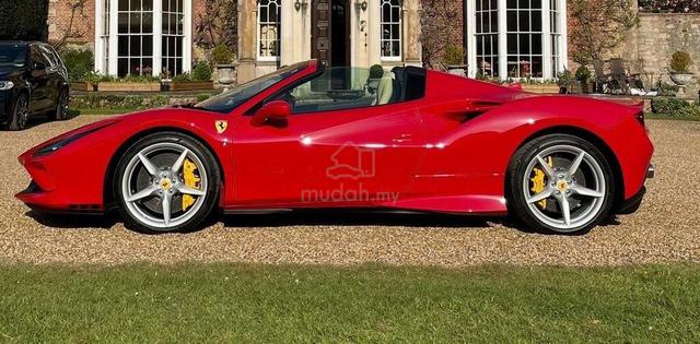2022 Ferrari F8 Spider DONE 1000 MILES ONLY - 3