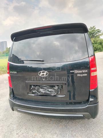 2011 Hyundai GRAND STAREX 2.5 ROYALE FACELIFT (A) - 4