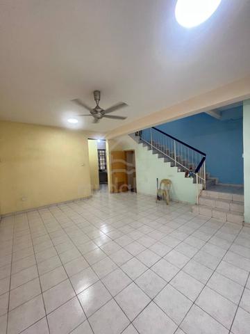 Jalan Tiong / Bandar Putra / Double Storey / Unblock View / 20 x 70 1
