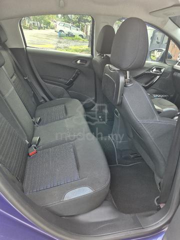 2014 Peugeot 208 1.6 VTi ALLURE (A) - 4