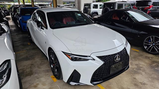 2023 Lexus IS300 2.0 F-SPORT 5A GRADE 13k km - 1