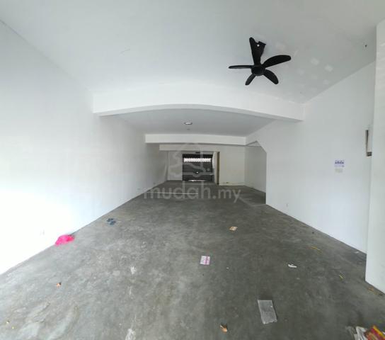 Rimbayu, Bandar Tropicana Aman Double storey Shop for sale near Mall 1