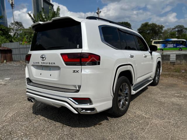 2023 Toyota LANDCRUISER 3.5 ZX, 5A, COOL BOX, TV - 4