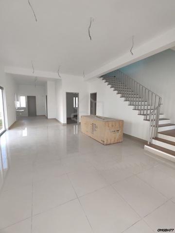 Kota Bayuemas Double Storey Endlot Brand New Condition Best Buy Klang 1