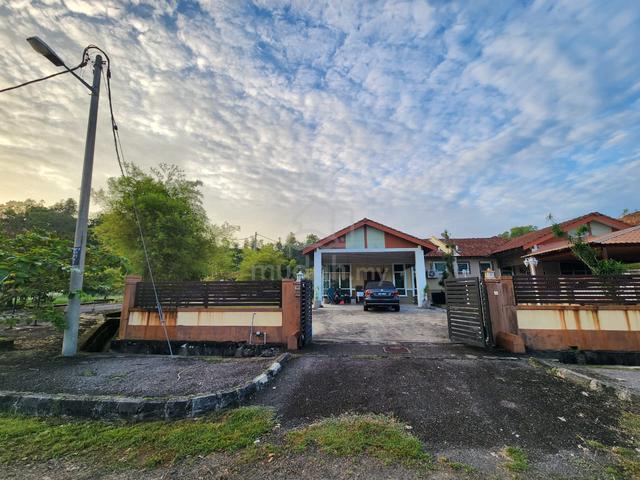 Beli rumah Semi D Setingkat Conner lot Cashback 70k di Bandar Da 1