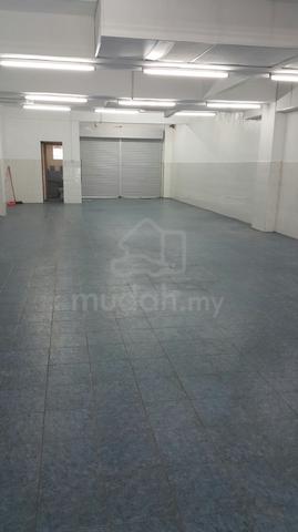 Ground Floor shop for Sale, Bukit tinggi 1 1