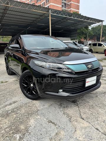 Toyota Harrier Premium Sunroof Power Boot - 4