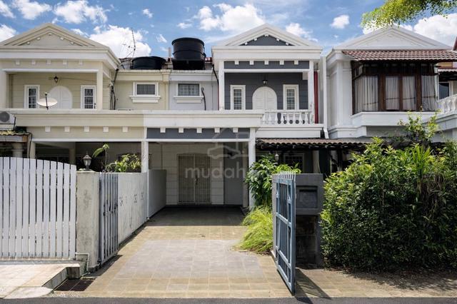 RENOVATED ‼️Double Storey Terrance USJ 11 Subang jaya 1