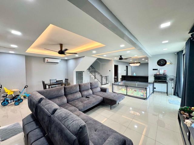 Full Loan Bandar Tiram Ulu Tiram Double Storey Terrace Corner Renovate 1