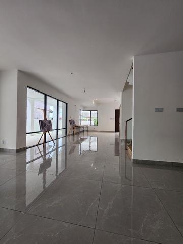 New Semi Detached @ Taman Lifo - Kolombong 5