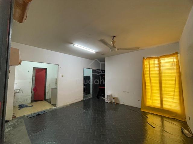 Sri Indah 1