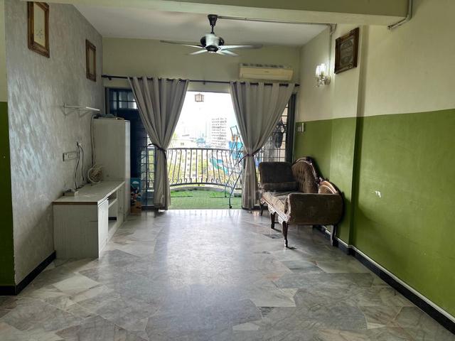 Sri Ledang 1