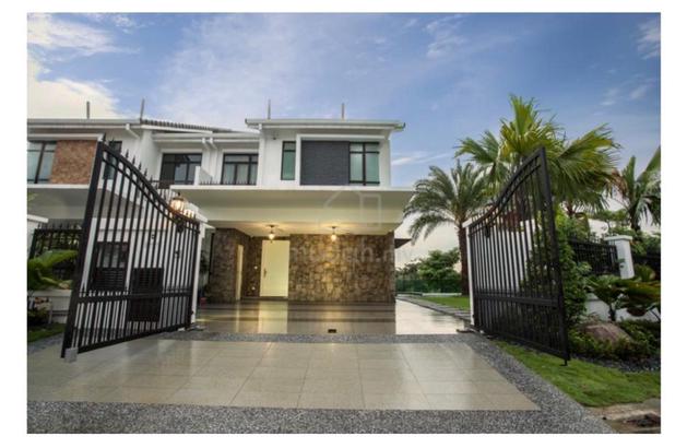 House For Rent / Horizon Hills / The Golf East / 3 Storey Corner Lot 1