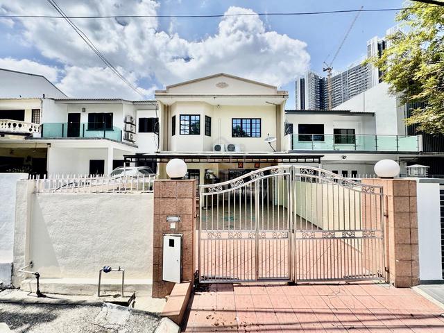 LIMITED UNIT LANDED🔥2Sty Jalan Maarof Bangsar KL🔥FREEHOLD NON BUMI 1