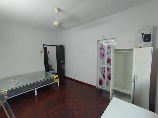 Bilik sewa di Laguna Merbok Sg Petani  1