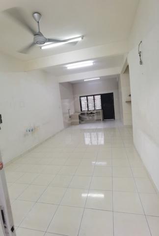 1.5 storey house Tmn Aman Larkin Townhouse Sewa Jb Larkin 3 Room 1.7 1