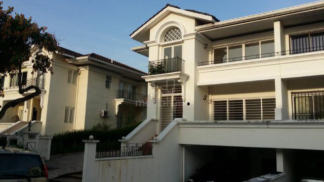 Semi D 2.5 Storey House , Presint 10 Putrajaya for sale 1