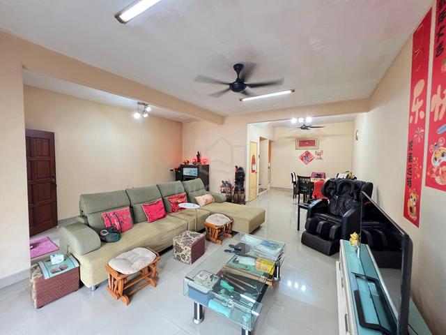 Freehold & Limited Unit / Flora Impian 3sty, Segambut 1