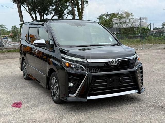 VOXY ZS KIRAMEKI 3🔥5A🔥42kkm🔥7 Seater🔥Rear TV🔥 - 1