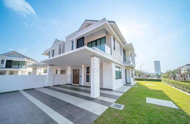 (Freehold)0%d/p 35x80 Individual title G&G Semi D Bandar Puteri Bangi 1
