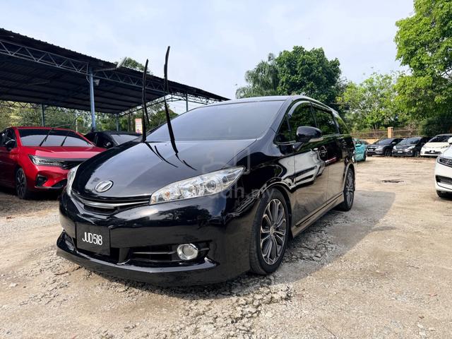 Toyota WISH 1.8 X Facelift (A)-17 - 2