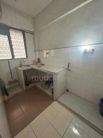 Kuchai Jaya Flat 1