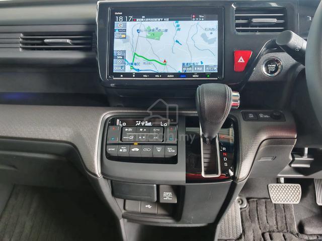 2021 Honda Stepwagon Spada 8 SEATER GRED 4.5 - 4