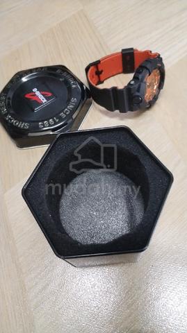 Casio g shock ga800br - photo 2 of 5