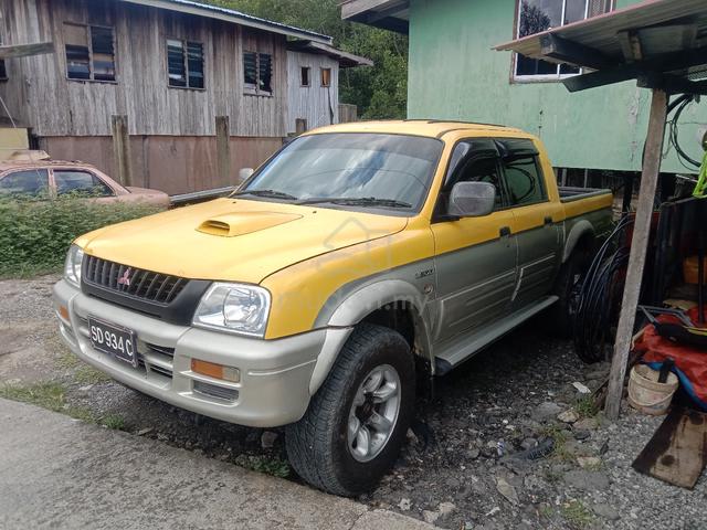 2002 Mitsubishi STORM 2.5 GLX (M) - 4