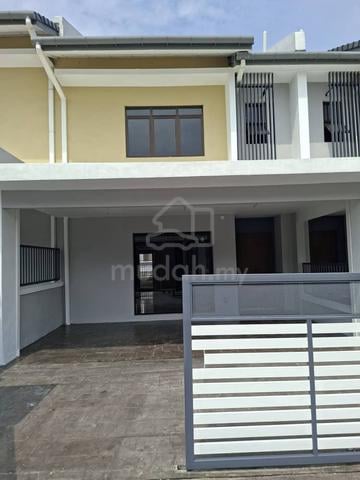 Avenue 3 Bdr Tun Hussein Onn 2 Sty Superlink F/hold 4R4B 22x70 Cheras 1