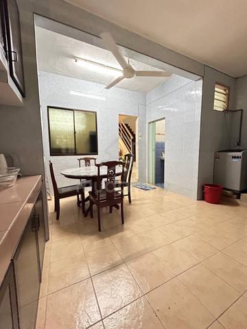 2 Storey House - Tamby Chik Karim Batu Berendam 1