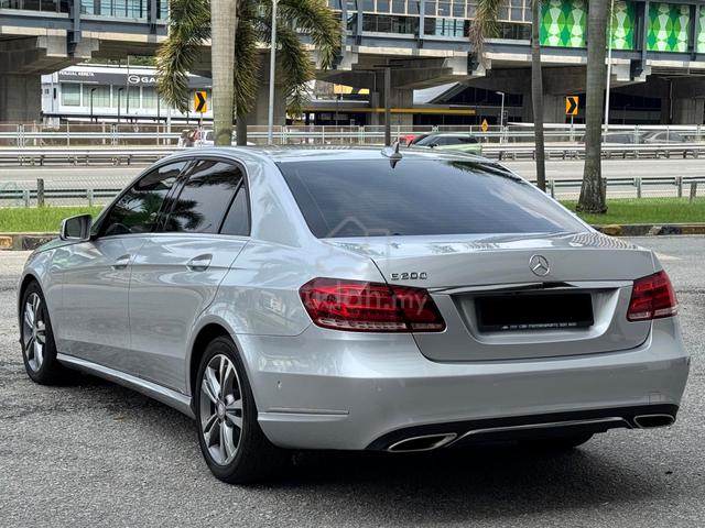 2013 Mercedes Benz E200 AVANTGARDE FL 2.0 W212 CAM - 3