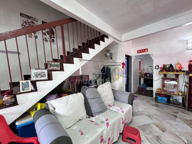 Tmn Bukit Desa, 2 Sty, Freehold, Renovated, Extended, Below Market ! 1