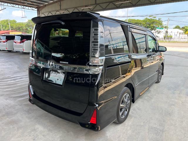 2021 Toyota VOXY 2.0 ZS KIRAMEKI III (A) Unreg - 2